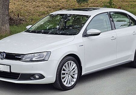 VW Jetta Volkswagen Hybrid 1.4 DSG Highline