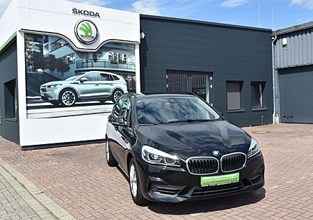 BMW 220 i Active Tourer Advantage*LED*Navi*Klima*AHK
