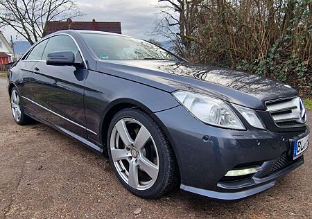 Mercedes-Benz E 220 CDI Coupe 7G-TRONIC