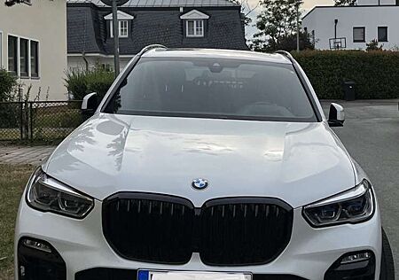 BMW X5 xDrive 30 d M Sport mit Servicepaket