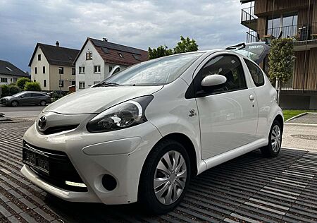 Toyota Aygo 2012 1.0. 2 Hand Top Zustand!!!