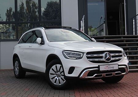 Mercedes-Benz GLC 220 d 4MATIC Autom. Panorama Kamera CarPlay