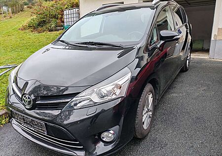 Toyota Verso 1.8 7-Sitzer