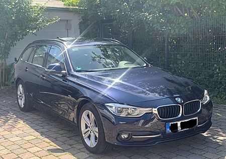 BMW 320 Sport, Schiebedach, elektrische AHK, Navi