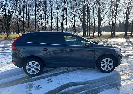 Volvo XC 60 XC60 D5 AWD Aut. Momentum