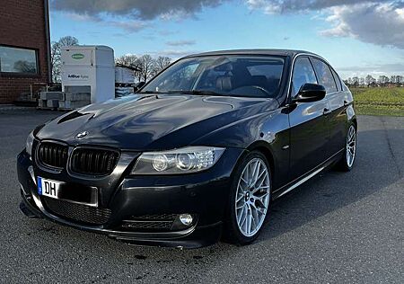 BMW 330d 330 E90 /Automatik/Leder/Navi/Logic7/Xeno/
