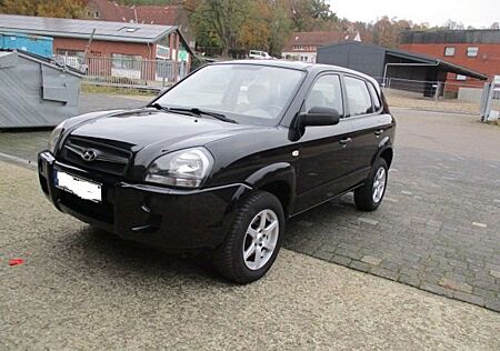 Hyundai Tucson 2.0 2WD GLS