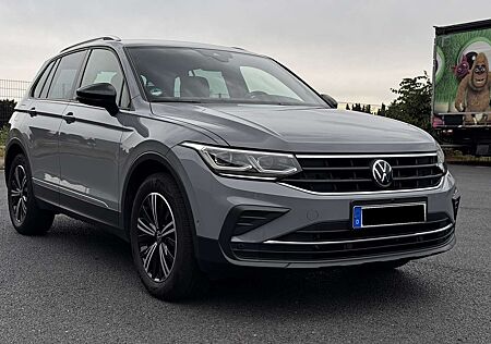 VW Tiguan Volkswagen 1.5 TSI OPF DSG