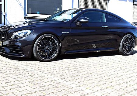 Mercedes-Benz C 63 AMG C 63 V8 AMG-SPORT *2-HAND / TOP-ZUSTAND