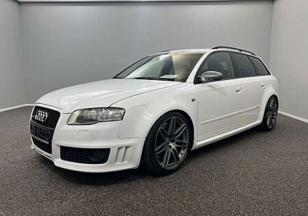 Audi RS4 RS 4 Avant 4.2 FSI*WHITE EDITION*SCHALENSITZ