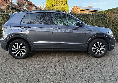 VW T-Cross Volkswagen ACTIVE Sonderausstattung