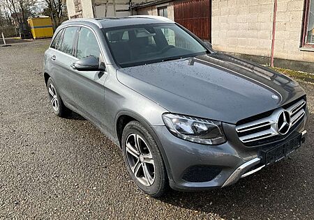 Mercedes-Benz GLC 220 d 4Matic 9G-TRONIC