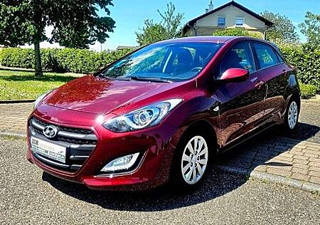 Hyundai i30 blue Classic *1.Hand*Orig. 63.000Km.*Hu/Au neu*