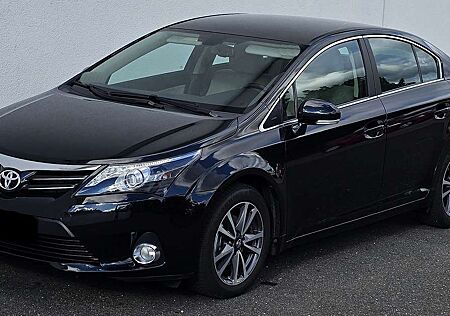 Toyota Avensis 1.8 Multidrive S Executive Automatik Navi Leder Xenon Kamera PDC