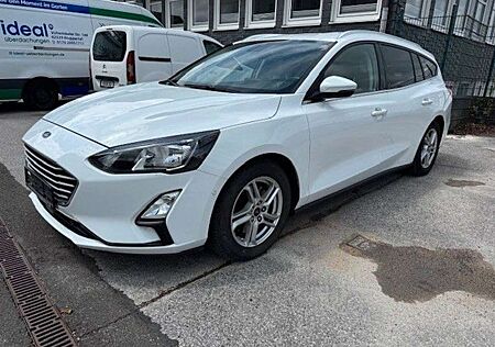 Ford Focus Turnier Cool & Connect