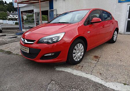 Opel Astra J Lim. 5-trg. Selection
