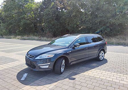 Ford Mondeo Titanium - AndroidR - AHK - Halbpanoramadach