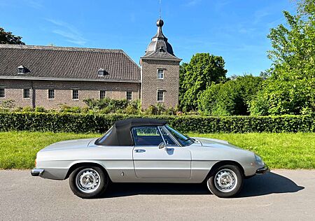Alfa Romeo Spider 2000