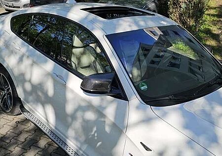 BMW X4 xDrive20i Aut. xLine