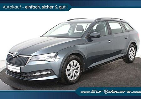 Skoda Superb Combi 1.5 TSi *1.Hand*Navi-Carplay*AHK*