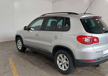 VW Tiguan Volkswagen Track & Field*4x4*alle KD*Kette gew*6Gang