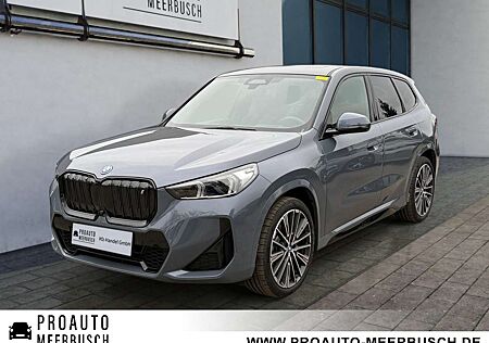 BMW iX1 30 xDrive M Sport AHK/ACC/MMRY/HEADUP/PANO