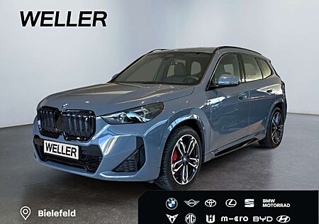 BMW iX1 xDrive30 M Sportpaket *AHK*360°*HUD*Pano*SHZ*