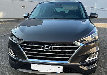 Hyundai Tucson blue 1.6 CRDi 2WD DCT Premium