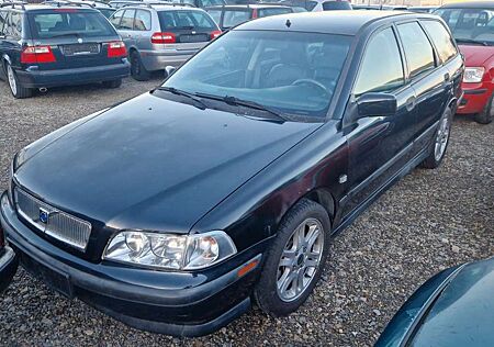 Volvo V40 T4*Leder*Klima*Sitzheizung*TÜV 10.27*