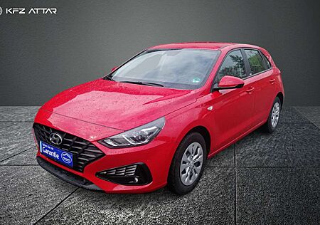 Hyundai i30 1.5 Pure +TEMP+StartStop+SpurhalteAssist+