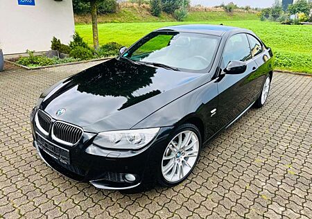 BMW 330 d Coupe xDrive*M-PAKET*AUTOM*NAVI*LEDER*XEN*