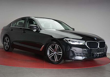 BMW 520 d xDrive Navi/Leder/ACC/Kamera/Virtual/