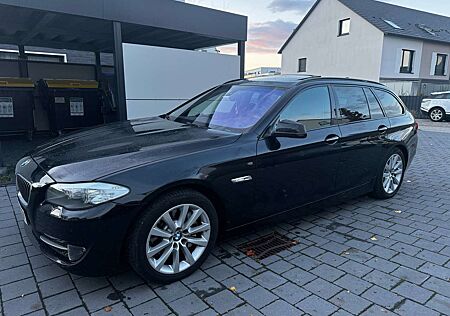 BMW 530d 530 xDrive Touring Aut.