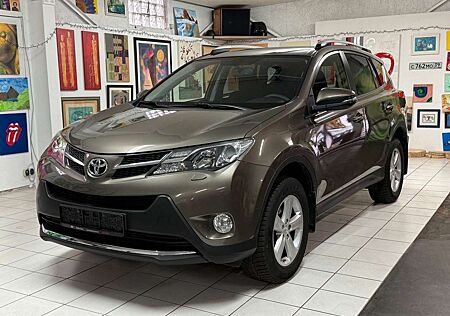 Toyota RAV 4 4 SUV 2,0 Valvematic Luxury 4 WD Multidrive S