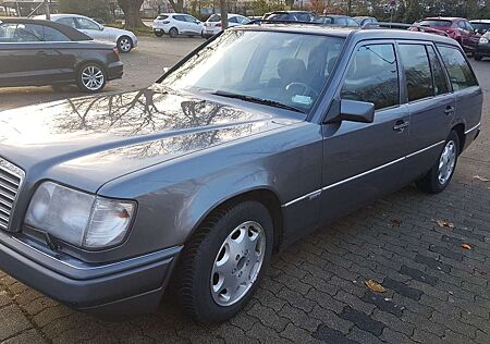 Mercedes-Benz E 280 T Klima 7-Sitze Automatik