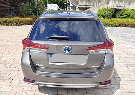 Toyota Auris 1.8 VVT-i Hybrid Automatik Touring Sports Te