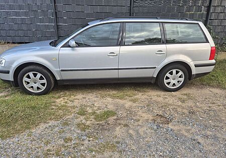 VW Passat Variant Volkswagen 1.8 5V Turbo, 2.Hd, TÜV neu, NUR 81tkm, Xenon, Szh