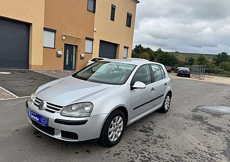 VW Golf Volkswagen 1.6 FSI Automatik Comfortline garantie