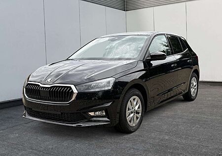 Skoda Fabia Selection ACC+SHZ+KAMERA+PDC+LED 1.0 TSI 85 kW ...