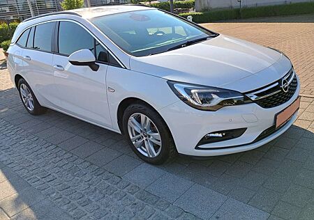 Opel Astra 1.6 110 PS Sports Tourer 120 Jahre/39Tkm/1.H/Navi