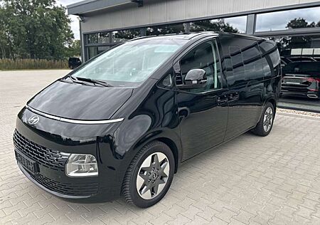 Hyundai Staria Prime 4WD -9S-ACC-BelüfSitz-Pano-360K-LED