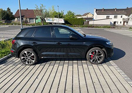 Audi Q5 40 TDI quattro S line Competition Edition Plus