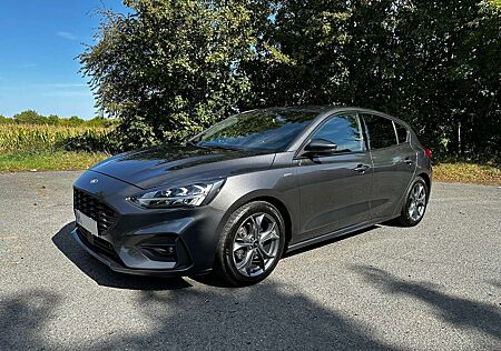Ford Focus 1.5 EcoBlue Start-Stopp-System ST-LINE X