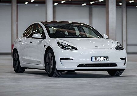 Tesla Model 3 Standard Reichweite Plus Hinterradantrieb