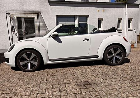 Volkswagen Beetle Cabrio Exclusiv High Line Blue Motion