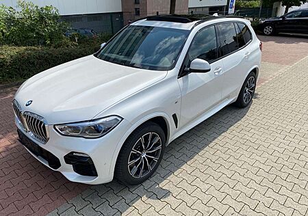 BMW X5 xDrive30d M Paket/Laser/Pano/Ausparkassistent