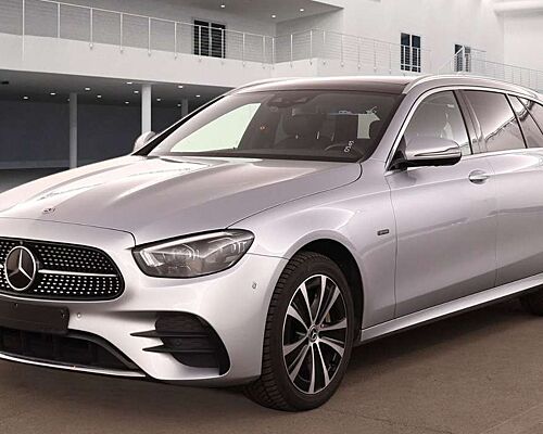 Mercedes-Benz E 300 de T AMG LINE 4Matic 9G-TR-PANODACH-360°CAM