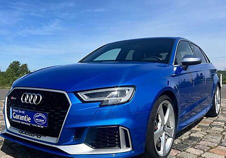 Audi RS3 2.5 TFSI quattro mit Garantie aus 1. Hand