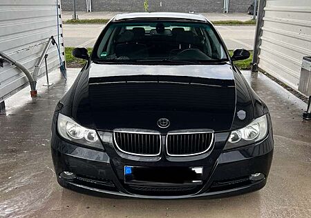 BMW 320i 320 e90 Allblack