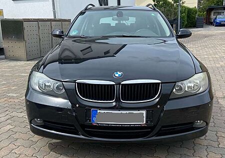 BMW 320i 320 , Touring,Navi,Leder,Automatik